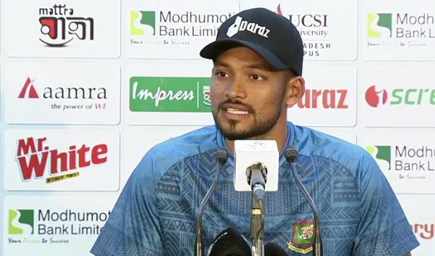 নেতৃত্ব ছাড়লেন নাজমুল: বিসিবির অজান্তেই টেস্ট থেকেও সরে দাঁড়ালেন সাবেক অধিনায়ক