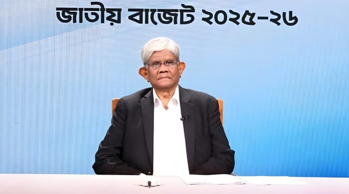 চলতি অর্থবছরের বাজেট ২২ জুনে পাস হবে: অর্থ উপদেষ্টা