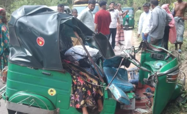 রাজস্থলীতে সড়ক দুর্ঘটনায় প্রাণ গেল মাছ ব্যবসায়ীর: পথেই থেমে গেল জীবনের ভোর