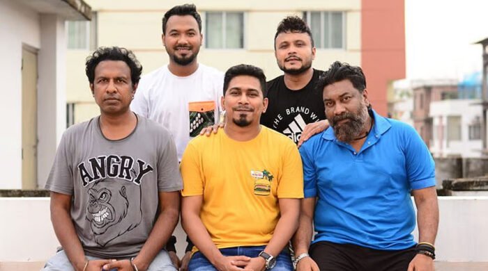 ব্যাচেলর পয়েন্ট’ নিয়ে বিতর্ক: নির্মাতা ও অভিনেতাদের বিরুদ্ধে আইনি নোটিশ